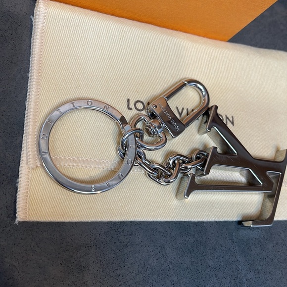LV Initials Key Holder Bag Charm - Picture 4 of 9